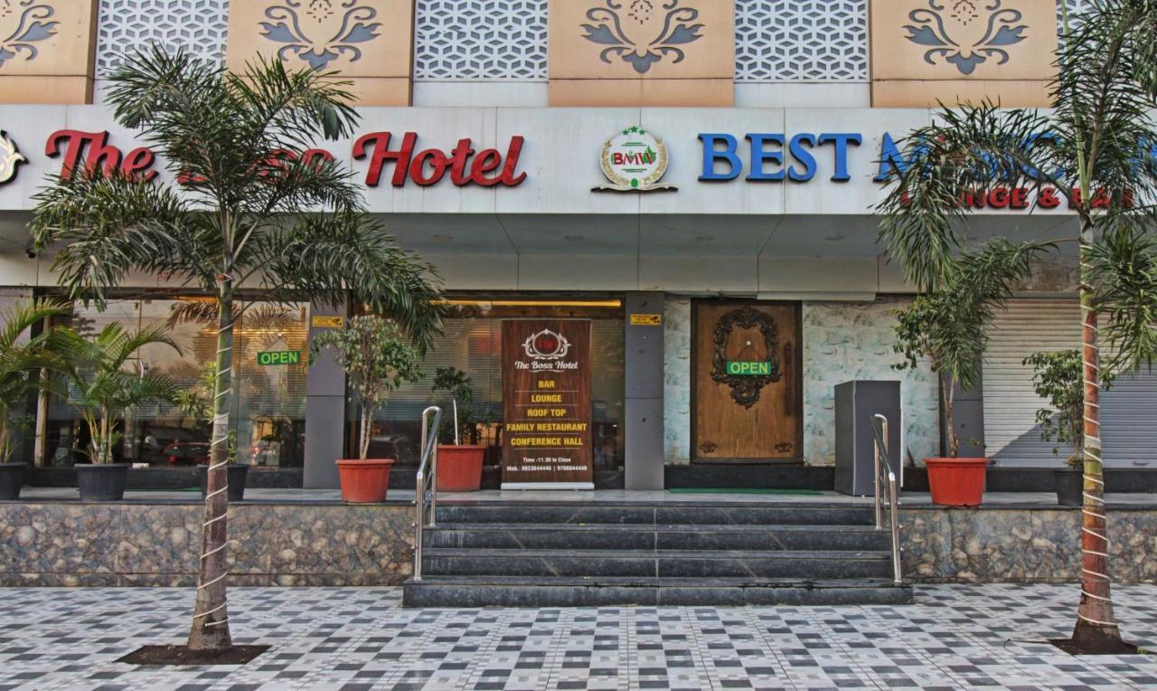 Отель Treebo The Boss Raipur  Экстерьер фото